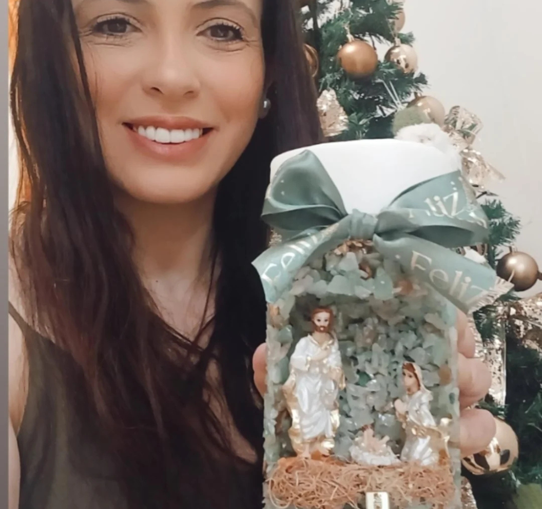 Vela Presépio | A Luz que Abençoa Seu Lar